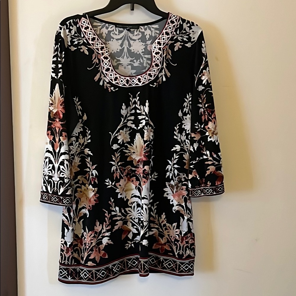 White House Black Market Tunic L